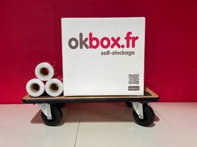 okbox garde meuble Rennes box stockage Chariot de manutention